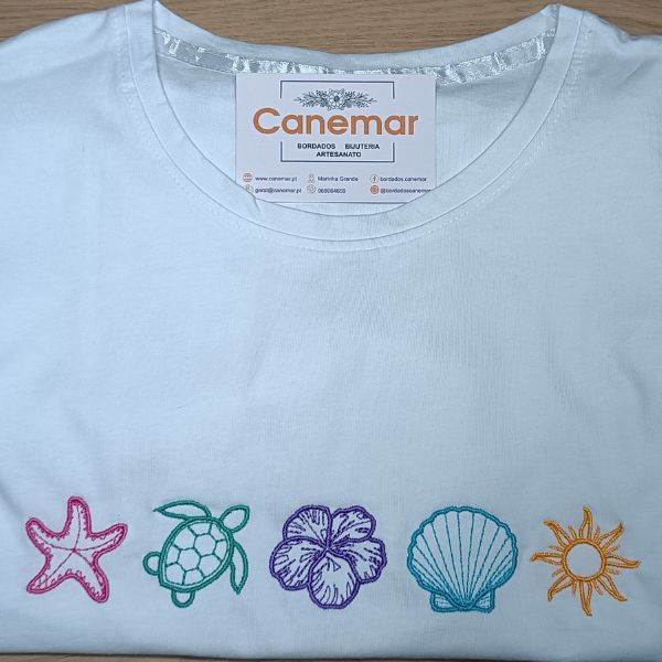 T-SHIRT DE SENHORA COM BORDADO "ALMAR" | CONFORTO COM ALMA DE VERÃO - Image 5