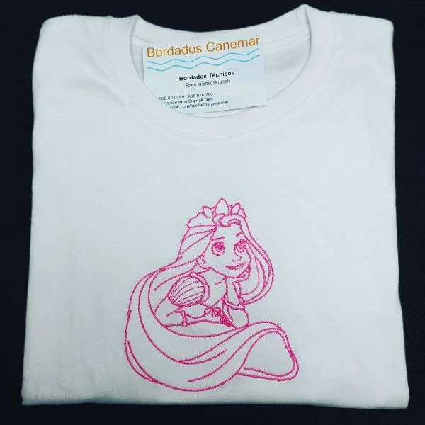 T-SHIRT CRIANÇA COM BORDADO "RAPUNZEL" - Image 2